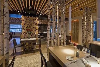 Hotel Adhhoc