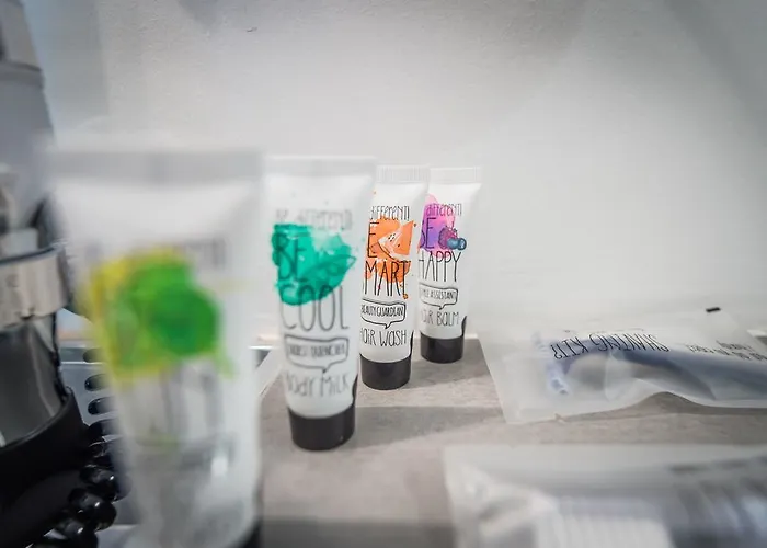 阿德霍克酒店 3* 纳特斯