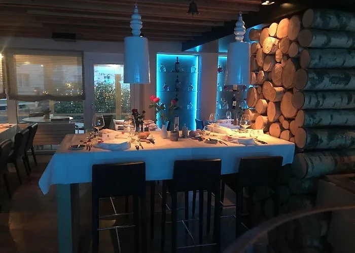 阿德霍克酒店 酒店 3*